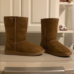 Minnetonka Boots Like Uggs Brown 7